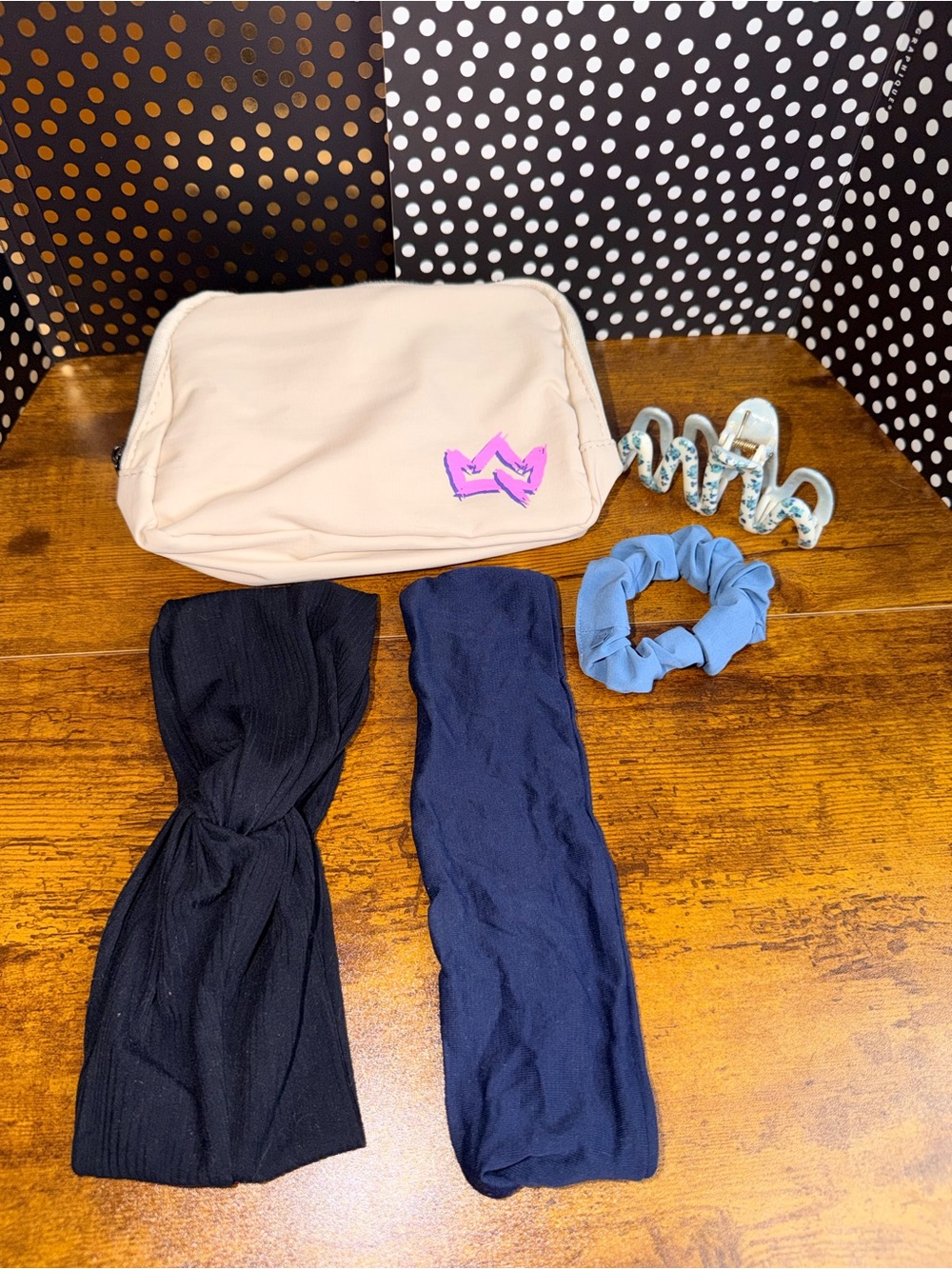 Primal Queen Belt Bag Lululemon Headbands & Scrunchie Free People Claw Clip